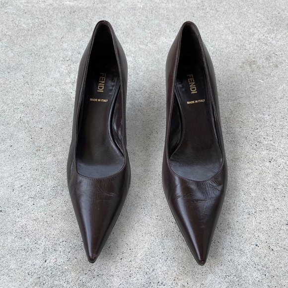 Fendi Dark Brown Leather Kitten Heel Pointed Toe Pumps - Size 35.5 - Picture 8 of 11